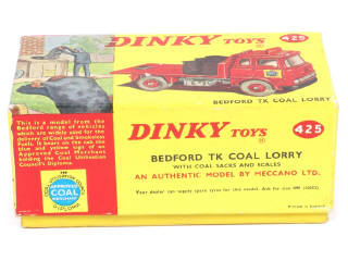 Lot 305 - DINKY TOYS (GB) (1)