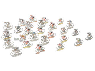 Lot 20 - DIVERS (27)