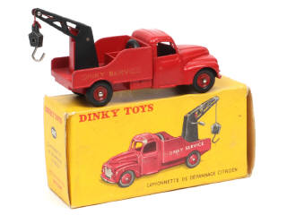 Lot 262 - DINKY TOYS (FRANCE) (1)