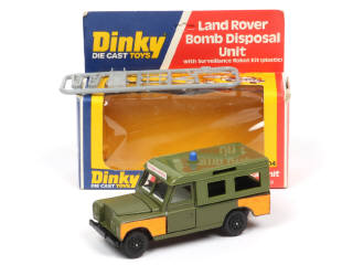 Lot 163 - DINKY TOYS (GB) (1)