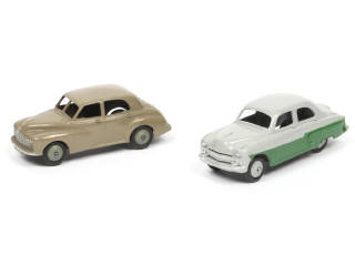 Lot 170 - DINKY TOYS (GB) (2)