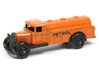 Lot 139 - DINKY TOYS (GB) (1)