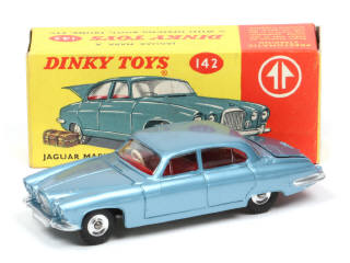 Lot 170 - DINKY TOYS (GB) (1)