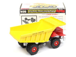 Lot 186 - DINKY TOYS (GB) (1)