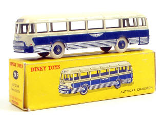 Lot 869 - DINKY TOYS FRANCE (1)