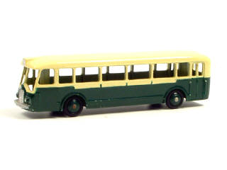 Lot 862 - DINKY TOYS (FRANCE) (1)