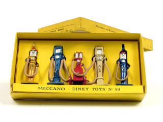 Lot 848 - DINKY TOYS FRANCE (1)