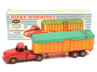 Lot 221 - DINKY TOYS (FRANCE) (1)
