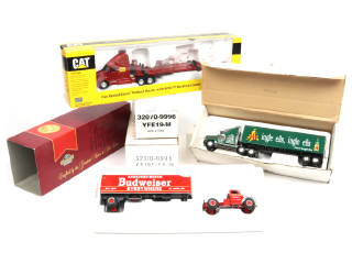 Lot 117 - DIVERS (USA) (5)