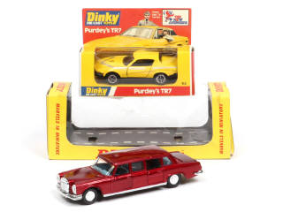 Lot 176 - DINKY TOYS (GB) (2)