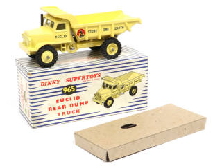 Lot 170 - DINKY TOYS (GB) (1)