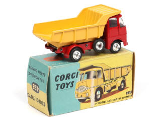Lot 128 - CORGI TOYS (GB) (1)