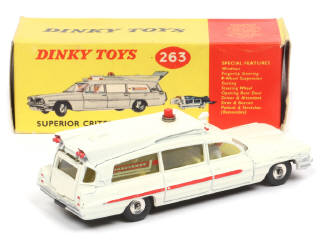 Lot 165 - DINKY TOYS (GB) (1)