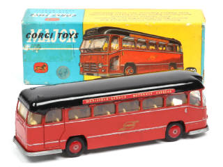 Lot 131 - CORGI TOYS (GB) (1)