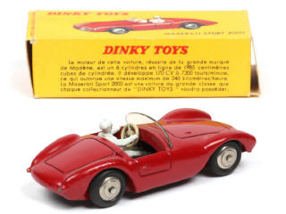 Lot 210 - DINKY TOYS (FRANCE) (1)