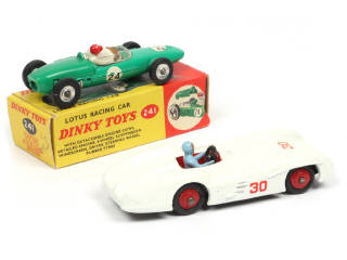 Lot 175 - DINKY TOYS (GB) (2)