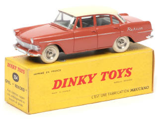 Lot 328 - DINKY TOYS (FRANCE) (1)