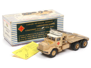 Lot 350 - DINKY TOYS (FRANCE) (1)