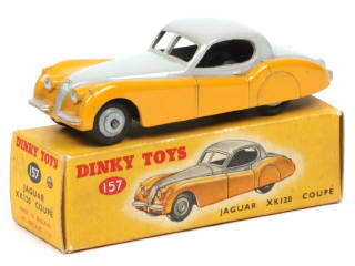 Lot 200 - DINKY TOYS (GB) (1)