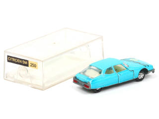 Lot 89 - MAJORETTE (FRANCE) (1)