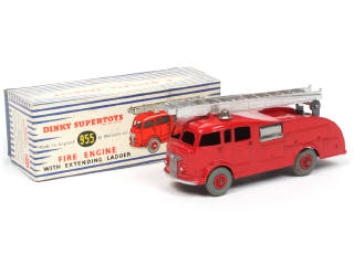 Lot 261 - DINKY TOYS (GB) (1)