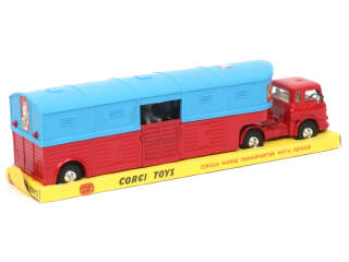 Lot 180 - CORGI TOYS (GB) (1)