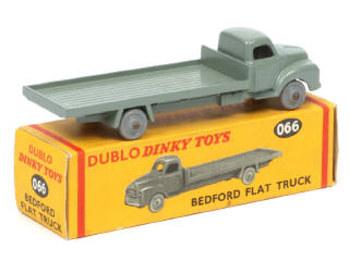 Lot 187 - DINKY TOYS (GB) (1)