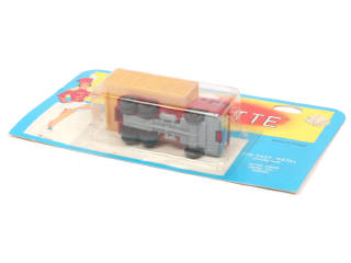 Lot 75 - MAJORETTE (FRANCE) (1)