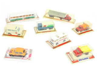 Lot 202 - MAJORETTE (FRANCE) (8)