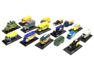 Lot 60 - DIVERS (16)