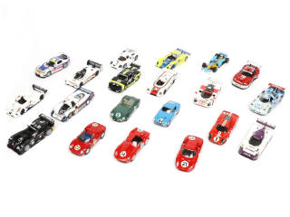 Lot 94 - DIVERS (20)