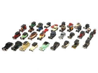 Lot 119 - DIVERS (36)