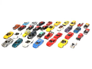 Lot 118 - DIVERS (35)