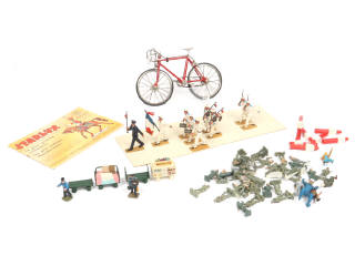 Lot 11 - DIVERS (60)