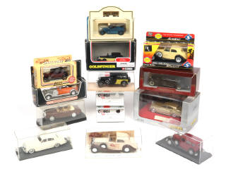 Lot 180 - DIVERS (14)