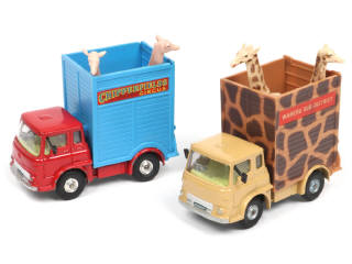 Lot 267 - CORGI TOYS (GB) (2)