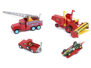 Lot 272 - CORGI TOYS (GB) (4)