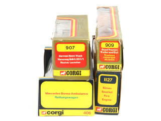 Lot 270 - CORGI TOYS (GB) (4)