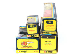 Lot 271 - CORGI TOYS (GB) (4)