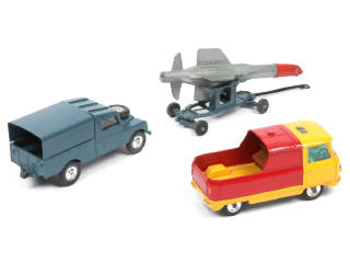 Lot 269 - CORGI TOYS (GB) (4)