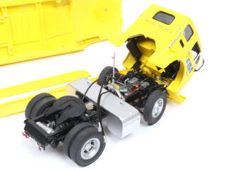 Lot 66 - DANBURY MINT (USA) (1)