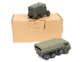 Lot 113 - DIVERS (GB) (2)