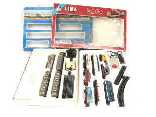 Lot 47 - DIVERS (HO) (2)