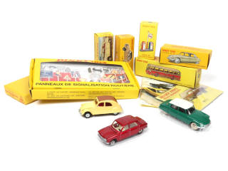 Lot 239 - EDITIONS ATLAS (FRANCE) (7)