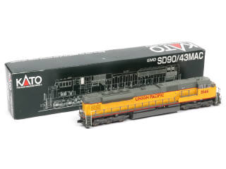 Lot 136 - KATO INC 'HO' (USA) (1)