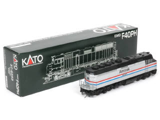 Lot 135 - KATO INC 'HO' (USA) (1)