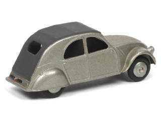 Lot 273 - DINKY TOYS (FRANCE) (1)