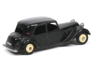 Lot 268 - DINKY TOYS (FRANCE) (1)
