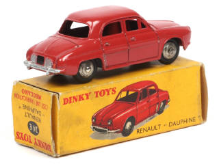 Lot 285 - DINKY TOYS (FRANCE) (1)