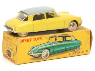 Lot 282 - DINKY TOYS (FRANCE) (1)